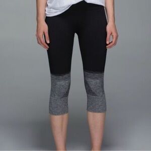 ✨🖤 Lululemon Seamlessly Street Crop Gradient Size 6 🖤✨